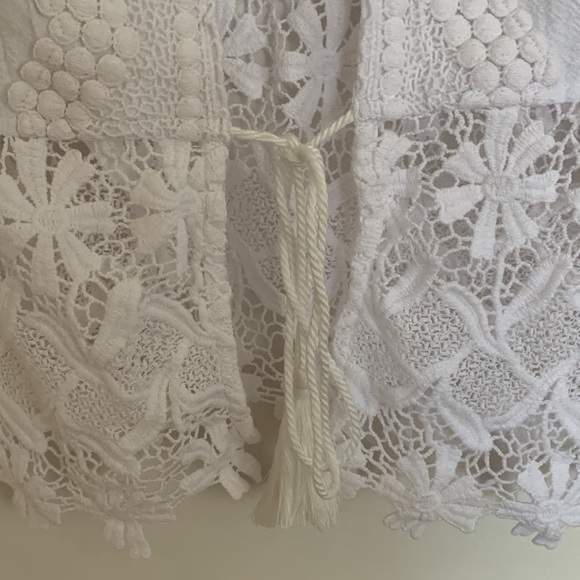 OST White Long Sleeve Open Top with Lace Trim - Size Small - 100% Cotton - Picture 5 of 11